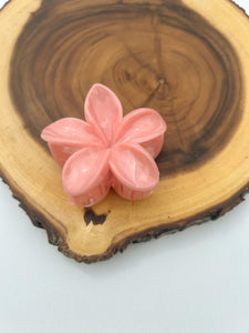 Hawaiian marble flower claws