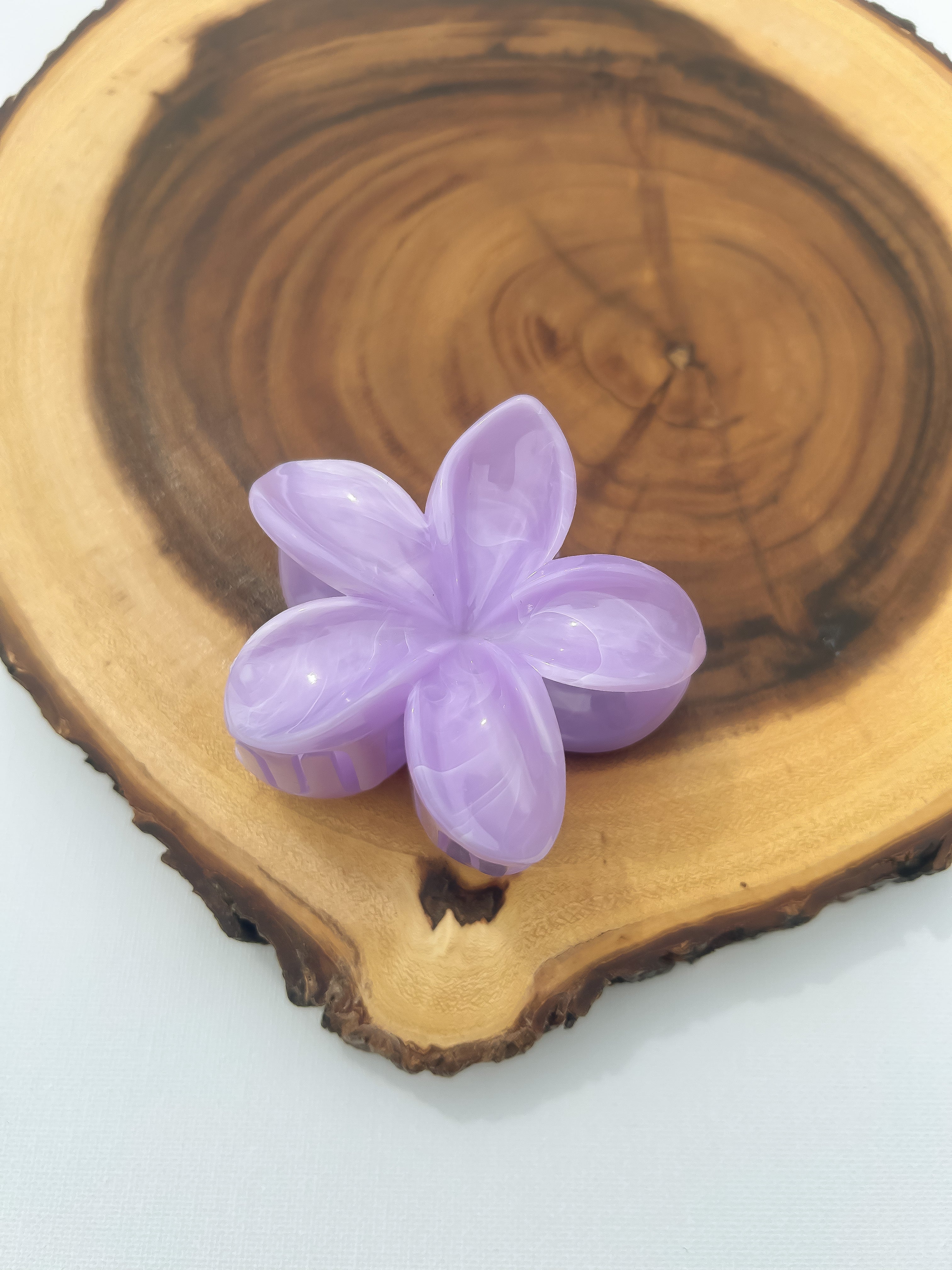 Hawaiian marble flower claws