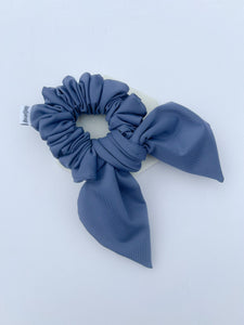 Athletic scrunchie bows