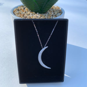 Luna necklace
