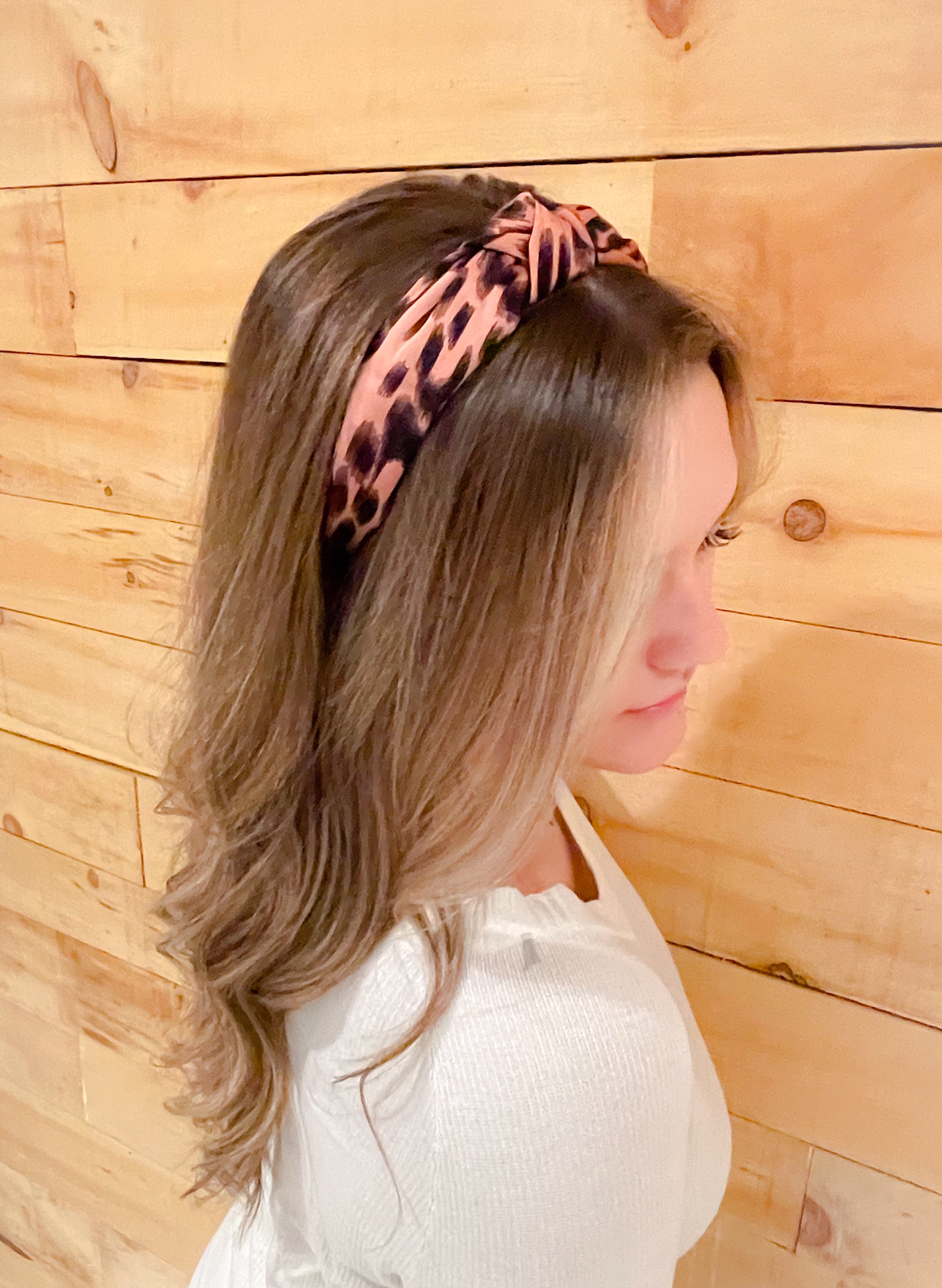 Gracie’s leopard headband