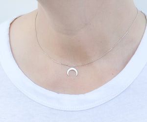 Mini moon necklace